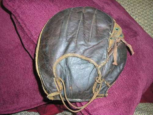 Spalding 9F Fielders Mitt Back